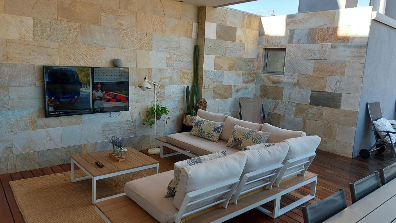 Atico De Lujo Con Jacuzzi Climatizado En Terraza Elche Exterior foto